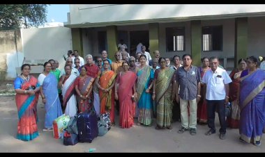 70 வயதான முன்னாள் மாணவர்கள் சந்திப்பு! வெங்கடேஸ்வரா பள்ளியில் மகிழ்ச்சி!