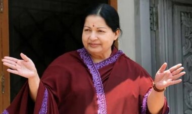 ஜெயலலிதாவின் நகைகளை உள்துறை முதன்மை செயலாளார் பெற்றுக் கொள்ள உத்தரவு!