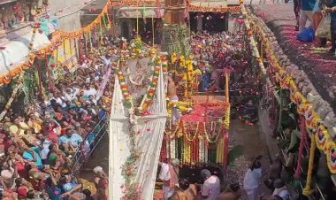 திருவாரூரில் பங்குனி உத்திர திருவிழாவுக்காக  கொடியேற்றம்!