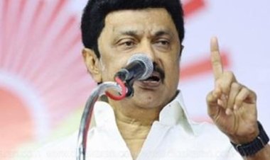 சேல்ஸ்மேன் மாதிரி கேரண்டி என்று விளம்பரம் செய்யும் பிரதமர்! தேர்தல் பிரச்சாரக் கூட்டத்தில் ஸ்டாலின் ஆவேச பேச்சு!