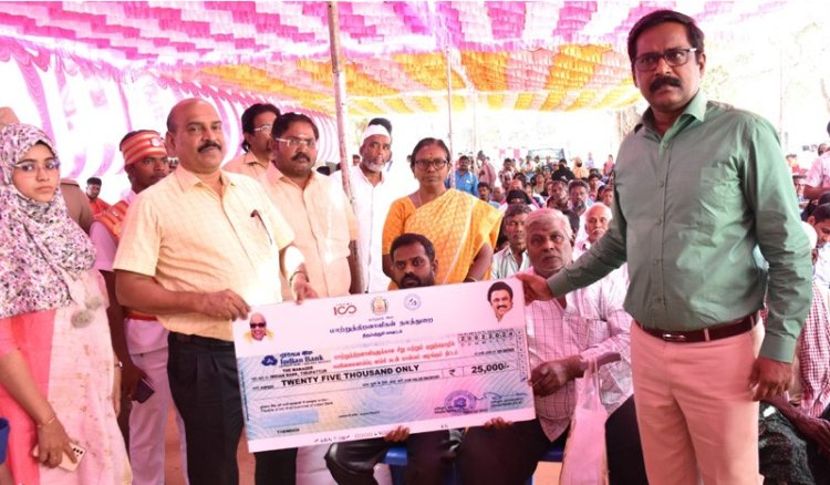 திருப்பத்தூரில் ஆட்சித்தலைவர் - ஐ.ஏ.எஸ்.அதிகாரிகள் ஆய்வு! பொது மக்களுக்கு முறையான சிகிச்சைகள் வழங்க அறிவுறை!