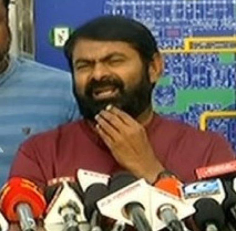 செருப்பை சின்னமாக கொடுத்தால் கூட வெற்றி பெறுவேன்! சீமான் ஆவேசப் பேட்டி!