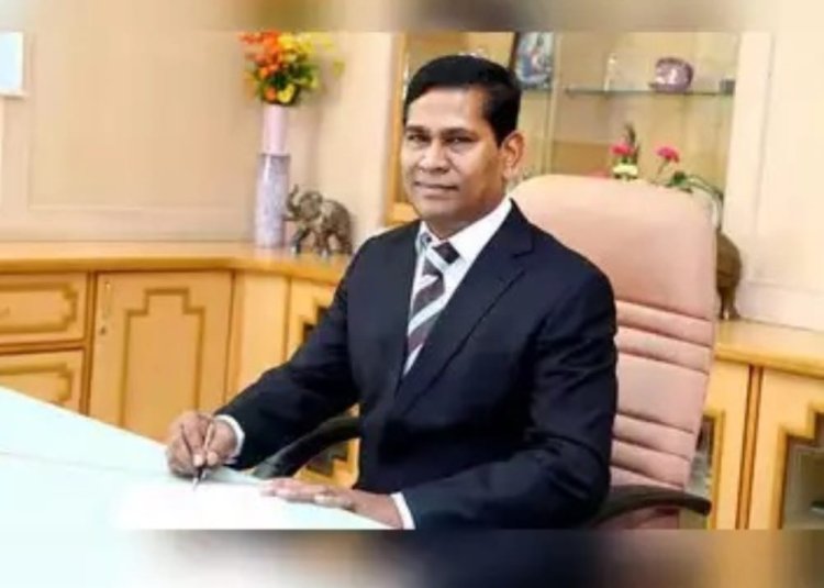 இவர் தான் நெம்பர் ஒன்..... லாட்டரி அதிபர் மார்ட்டின் ரூ.1368 கோடி நிதி அளித்துள்ளார்! தேர்தல் ஆணைய இணையத்தில் தகவல்!