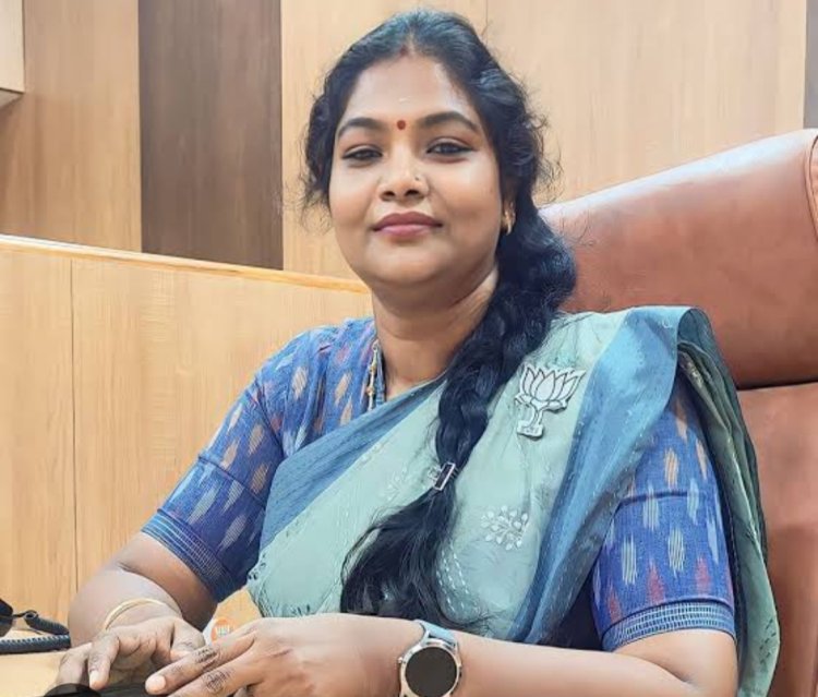 திருமாவளவனை எதிர்த்து தாமரைச் சின்னத்தில் போட்டியிடும் வேலூரைச் சேர்ந்த பெண் வேட்பாளர்!