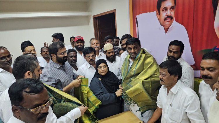 அதிமுகவில் இருந்து நீக்கப்பட்ட முன்னாள் பெண் அமைச்சர் மீண்டும் கட்சியில் சேர்க்கப்பட்டார்!