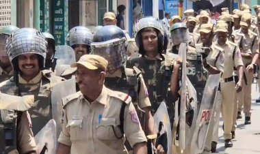 நாங்க இருக்கோம் அச்சமின்றி வாக்களியுங்கள்!