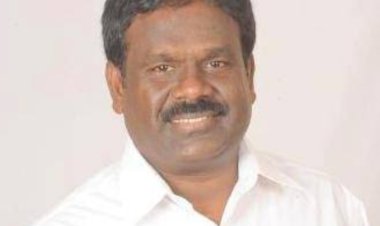 வாரச்சந்தையில் வாக்கு சேகரித்த பாமக வேட்பாளர் பாலு!