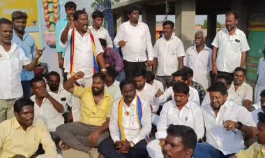 கைதானவரின் குடும்பத்தை சந்தித்த பாமக வேட்பாளர் பாலு!