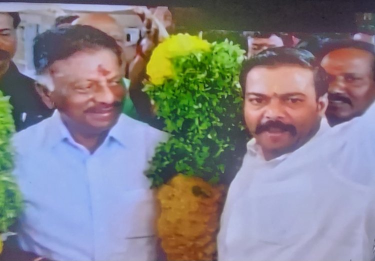 வருங்கால மத்திய அமைச்சர் என்று கூவிய தொண்டரை செல்லமாக கடிந்து கொண்ட ஓ.பி.எஸ்!