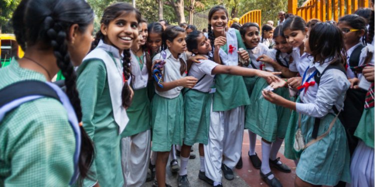 பள்ளிகளுக்கு இன்று முதல் விடுப்பு! எலெக்ஷன் ரிரசல்ட்டுக்கு பின்னர் ரீ ஓப்பனா?