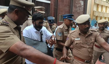 சவுக்கு சங்கரை தூக்கிலிட வேண்டும்! அணி சேரும் பெண்கள் அமைப்புகள்! குவியும் புகார்கள்!!