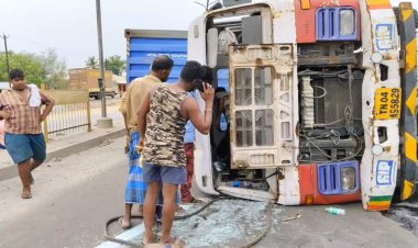 பெங்களூர் சென்னை தேசிய நெடுஞ்சாலையில் குப்புற கவிழ்ந்த கன்டெய்னர்!