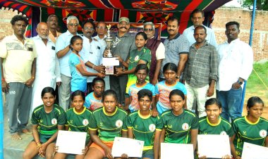 கபடி கபடி கபடி! பரிசுகள் வென்ற அணிகள்!