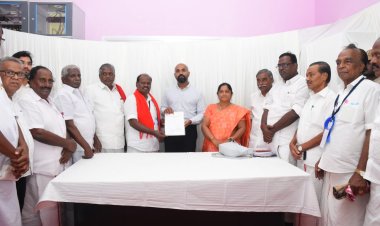 மீண்டும் இந்திய கம்யூனிஸ்ட் வசமான நாகப்பட்டினம் தொகுதி! ஊர்வலம் சென்ற மயிலாடுதுறை எம்.பி!