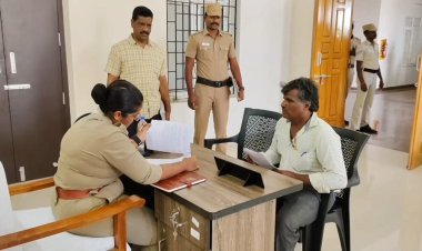 எஸ். ஐ. மீது எ.ஸ்பியிடம் புகார்! செல்லாத ரூ.2000/-த்தை மாற்றிக் கொடுப்பதாக ஏமாற்று வேலை!