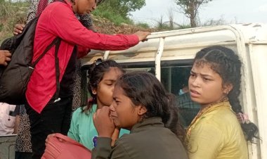 16 வயது சிறுமிகளை ஓட ஓட விரட்டிய இளைஞர்கள்! வழியனுப்பி வைத்த போலிசார்! எதற்காக தெரியுமா?