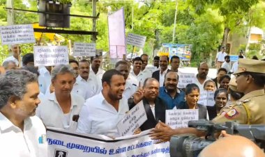 தபால் நிலையத்தை முற்றுகையிட்ட வழக்கறிஞர்கள்! போலிஸ் குவிப்பு!!