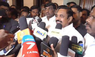 கொலை குற்றவாளிக்கு கை விலங்கு போடாதது ஏன்! எதற்காக இந்த அவசர என்கவுண்டர்? சந்தேகத்தை கிளப்பும் எடப்பாடி பழனிச்சாமி!