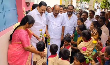 பல கட்டிடங்களை திறந்து வைத்த  அமைச்சர் ஆர்.காந்தி!