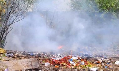 பள்ளிக்கூடமா?குப்பை தொட்டியா?!