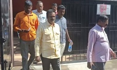 தொலைக்காட்சி நிறுவனத்திற்கு சீல்! கட்டுக்கட்டாக பணம் பறிமுதல்!