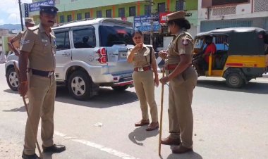 போலீஸ் கண் எதிரிலேயே கொலையாளியின் வீட்டை அடித்து நொறுக்கிய வாலிபர்கள்! எஸ் பி தலைமையில்நேரடி பாதுகாப்பு