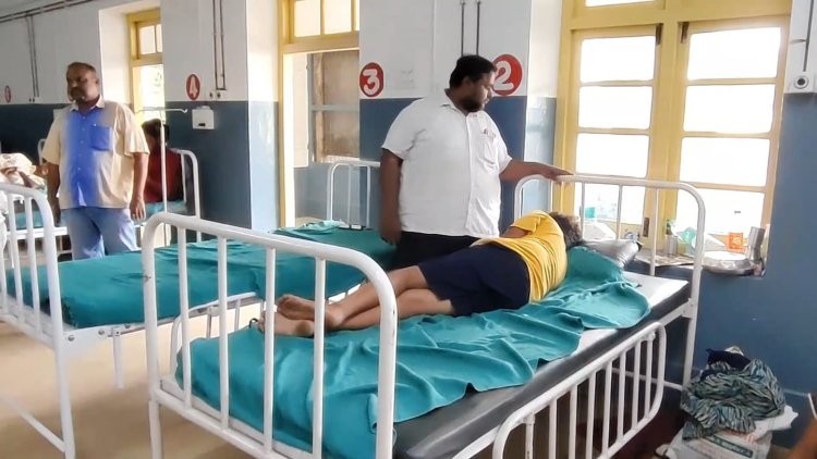 ஏழாம் வகுப்பு மாணவனை அடித்து காயப்படுத்திய தலைமையாசிரியர்…. காவல் நிலையத்தில் புகார்!