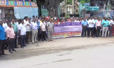 ஆசிரியர்கள் ஸ்ட்ரைக்கால் 120 பள்ளிகள் மூடல்! மாணவச்செல்வங்கள் அவதி!