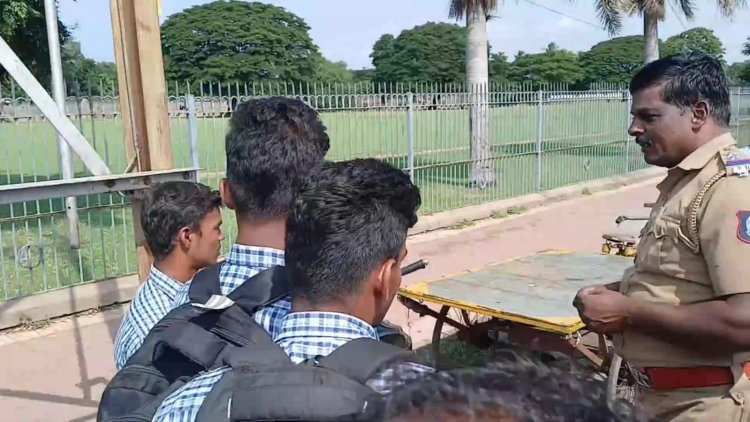 டிரிபில்ஸ் சென்ற சிறுவர்கள் தடுத்து நிறுத்தம்! பைக் கொடுத்தவர் மீது பாய்ந்தது வழக்கு!