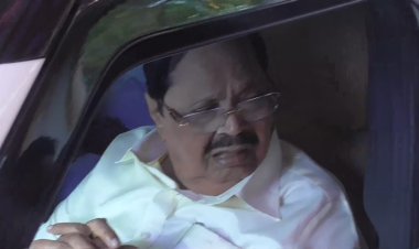 ஆக்கிரமிப்புகளை அகற்று..... மாற்று இடம் கொடு! இரண்டையும் நீதிமன்றம் தான் சொல்கிறது! அமைச்சர் துரைமுருகன் பேட்டி!