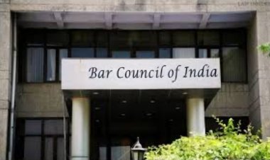 ஆயிரகணக்கான வக்கீல்கள் பார் கவுன்சிலில் இருந்து நீக்கம்!