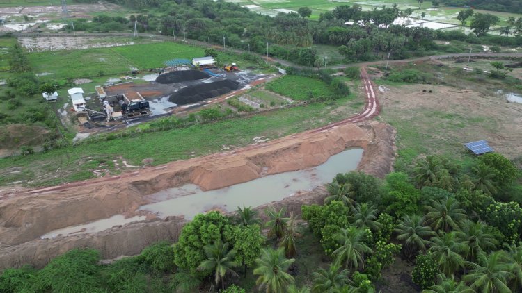 6 கோடி அளவுக்கு மணல் கொள்ளை! உளுந்துவடை சாப்பிட்டுக் கொண்டிருக்கும் அதிகாரிகள்!
