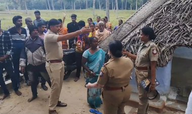 தனிமையில் இருந்த பெண் மர்ம மரணம்! கொலையா? போலீஸ் டீம் விசாரணை!