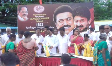 எல்லாம் சரிங்க எம் .எல். ஏ சார்?சர்ச் அருகே உள்ள குப்பையை சீர்படுத்துங்களேன்!