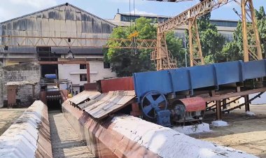 கறும்பு அரவை இயந்திர கோளாரால் நிறுத்தம்! தொடங்கிய உடன் புட்டுக்கிச்சே!