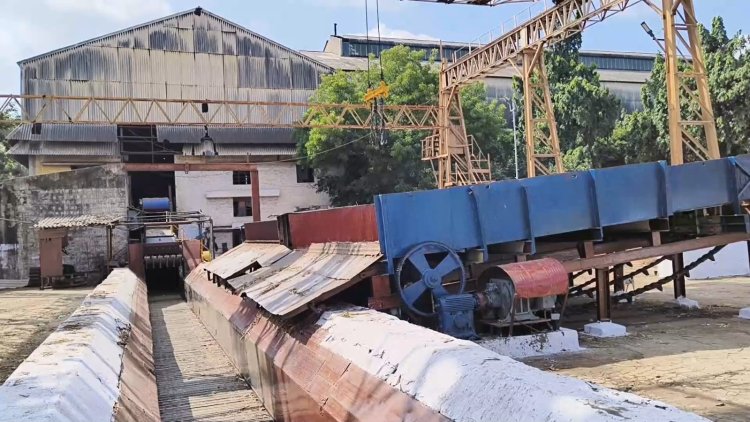 கறும்பு அரவை இயந்திர கோளாரால் நிறுத்தம்! தொடங்கிய உடன் புட்டுக்கிச்சே!