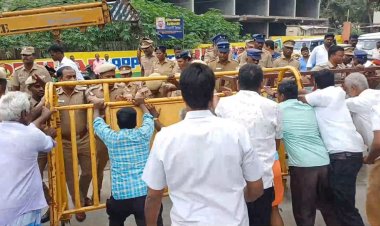 அத்து மீறி வைக்கப்பட்ட சீனிவாச பெருமாள் சிலை அகற்றம்! பக்தர்கள் கொதிப்பு!