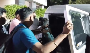 சொகுசு காரில் 400 கிலோ கஞ்சா!