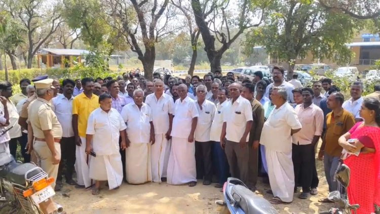 வாழ்வாதாரம் போச்சும்மா...ஆட்சியரிடம் வியாபாரிகள் மனு!