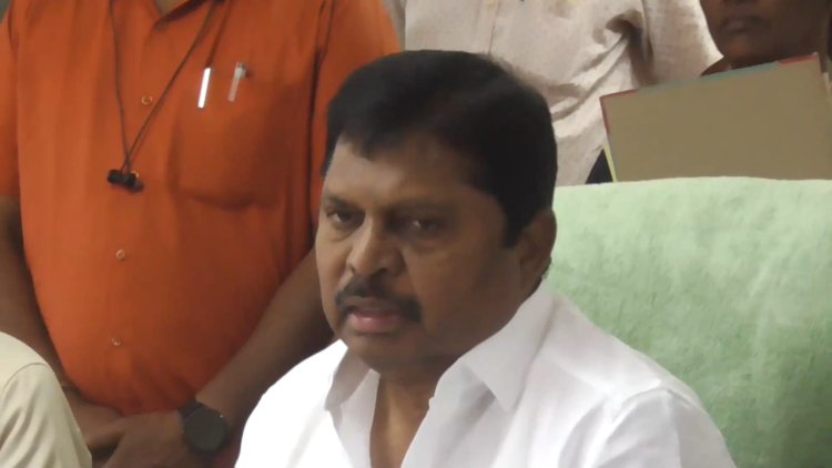 அதிமுக ஆட்சியில் கட்டுமான தொழிலாளர்களுக்கு எந்த நலத்திட்டமும்  கிடைக்கவில்லை!