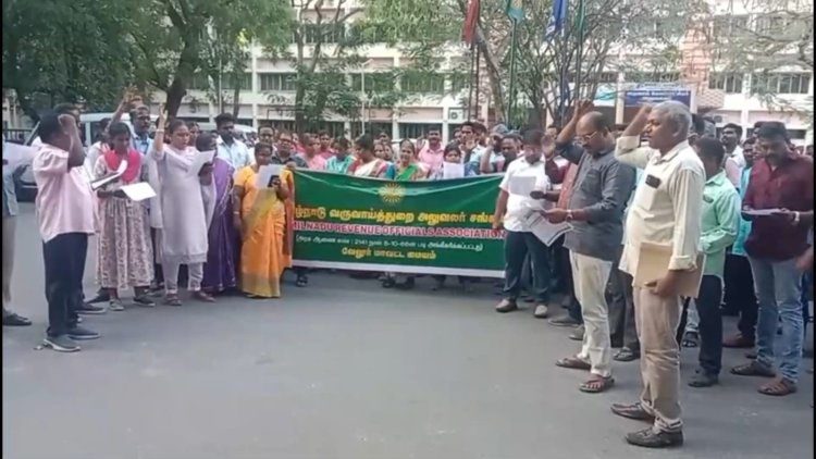 மேம்படுத்தப்பட்ட ஊதியம் வழங்க வேண்டுமாம்!