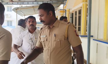 எம்.ஆர்.எஃப் தொழிற்சாலைக்கு சப்போர்ட்:- செய்தியாளர்களுக்கு எதிராக எகிறி குதித்த எஸ்.ஐ.!