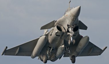 பாக்- உடனான போர் வெற்றி..... ரபேல் நிறுவன பங்கின் விலை கிடுகிடு உயர்வு!