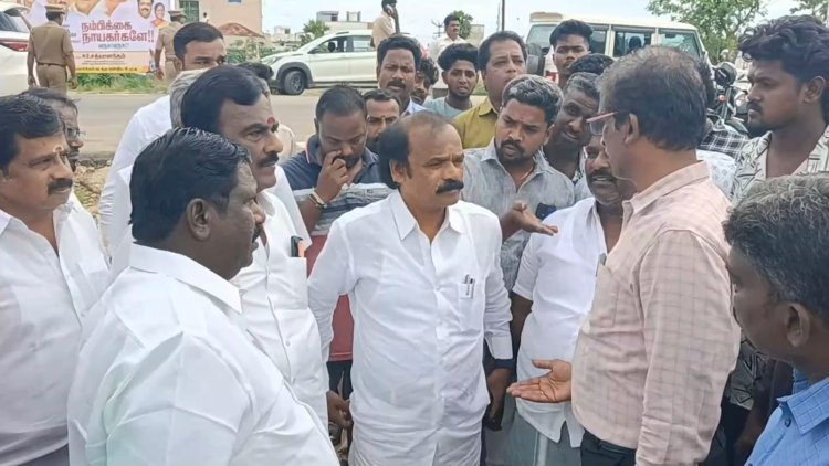 ஆளுங்கட்சிக்கு ஜல்ரா போட்ட அதிகாரிகள்! எம் .எல். ஏ. பெயரை கல்வெட்டில் தவிர்த்ததால் பிரச்சனை!