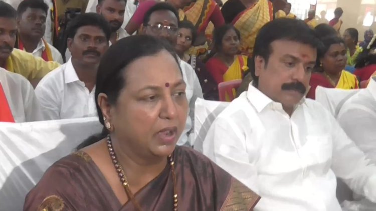 யாருடன் கூட்டணி என்பதை கடலூர் மாநாட்டில் அறிவிப்போம்! பிரேமலதா விஜயகாந்த் பேட்டி!