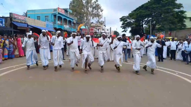  மலைவாழ் மக்களுக்கு மருத்துவம் படிப்பதற்கான சிறப்பு வகுப்புகள் நடத்தப்படும்:-சொன்னார் எடப்பாடி!