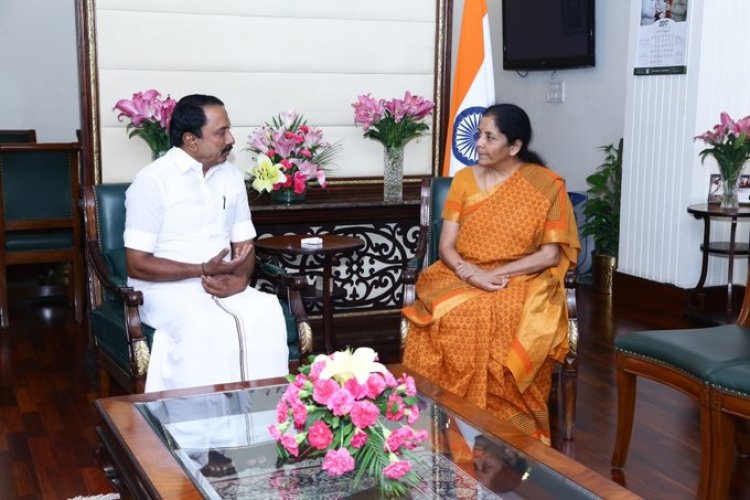 செங்கோட்டையன் அதிமுகவுக்கு முழுக்கா? 5 ஆம் தேதி என்ன சொல்லப்போகிறார்!