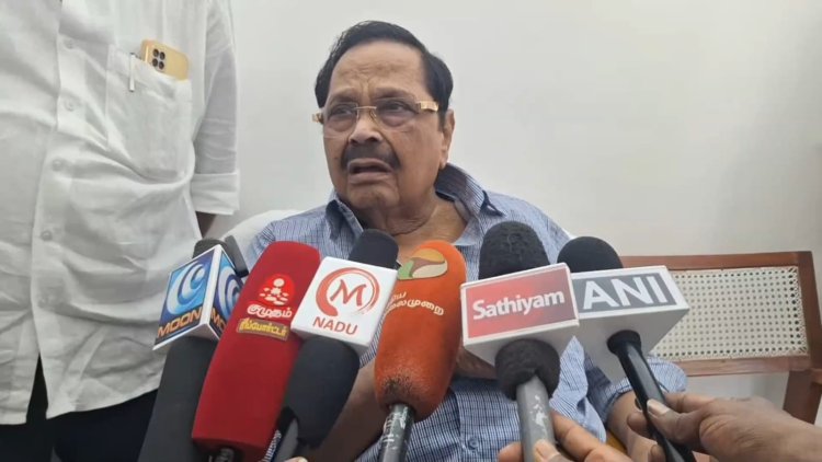  விஜய் ஸ்கிரீனுக்கு பின் இருந்து பேசுகிறார்...வெளியே வரட்டும் பார்க்கலாம்! அமைச்சர் துரைமுருகன் பேட்டி!