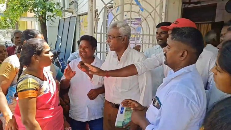 வரி கொடுத்தால் தான் 100 நாள் வேலை! பிடிஓ அடாவடி! வேலை கொடுத்தால் வரி கட்டுகிறோம்  - மக்கள்!