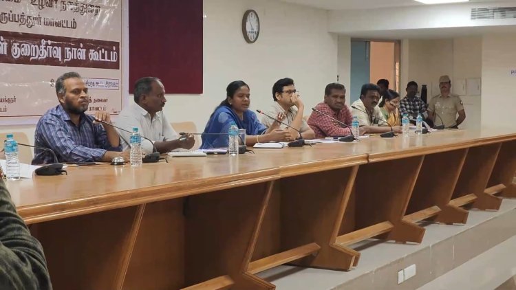 காலை பிடித்துக் கொள்கிறேன் மரத்தை வெட்ட அனுமதி கொடுக்காதீங்க!